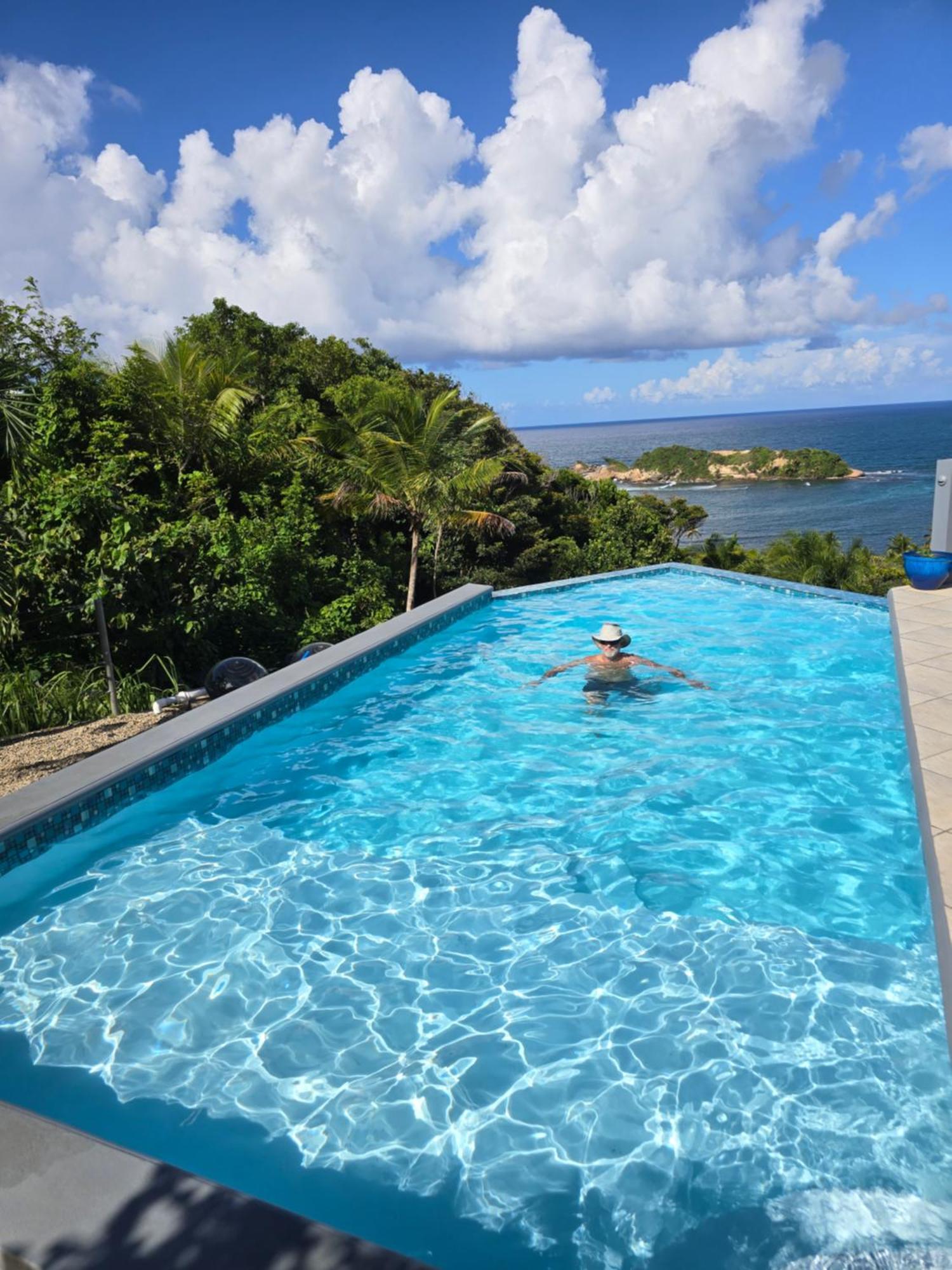 Hodges Bay House Apartment Calibishie Bagian luar foto