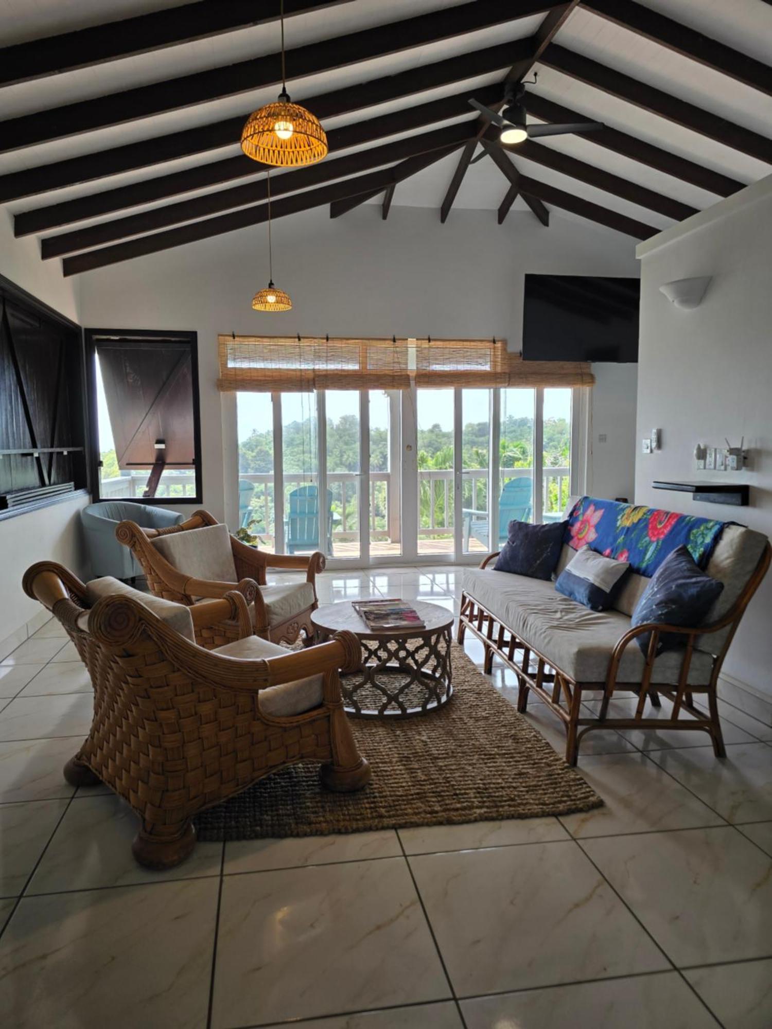 Hodges Bay House Apartment Calibishie Bagian luar foto